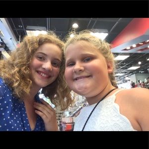 Meet your Posher, Savannah